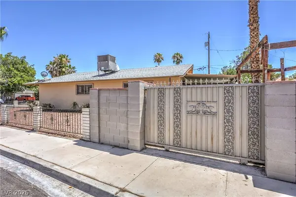 2100 Sundale ST, Las Vegas, NV 89102