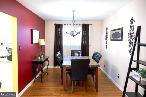 1890 GREENWILLOWS DR, Vineland, NJ 08361