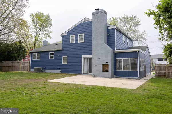 1890 GREENWILLOWS DR, Vineland, NJ 08361