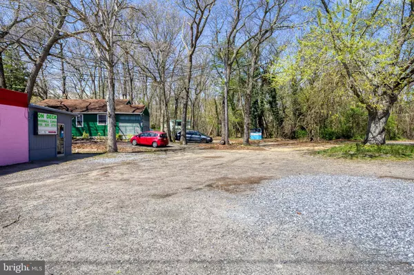 3520 S DELSEA DR, Vineland, NJ 08360