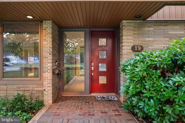 19 NORTHWOOD DR, Vineland, NJ 08360