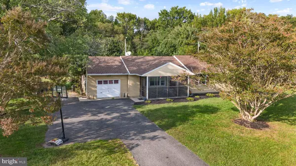 1599 FOREST GROVE RD, Vineland, NJ 08360