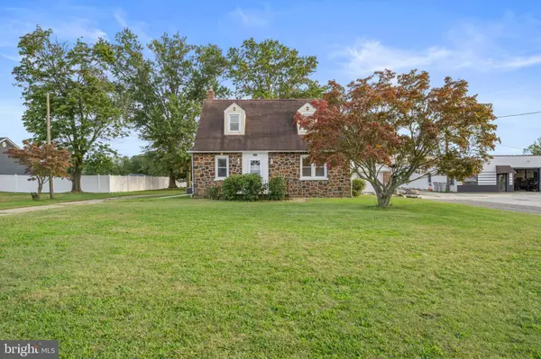 1547 E WHEAT RD, Vineland, NJ 08360