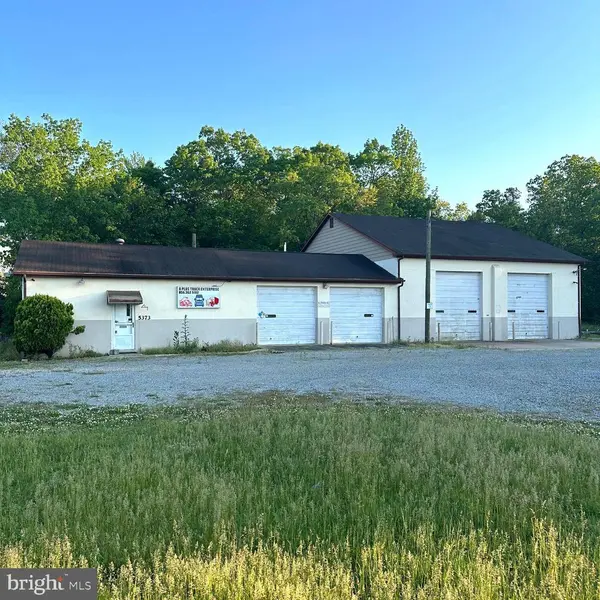 5373 CHESTNUT AVE, Vineland, NJ 08360