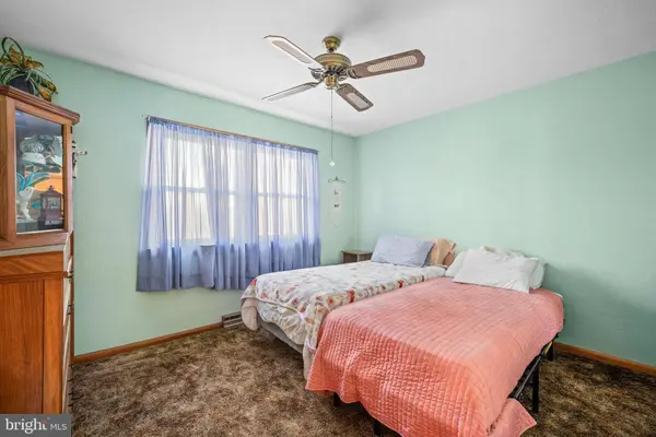 192 HENDRICKS AVE, Vineland, NJ 08360