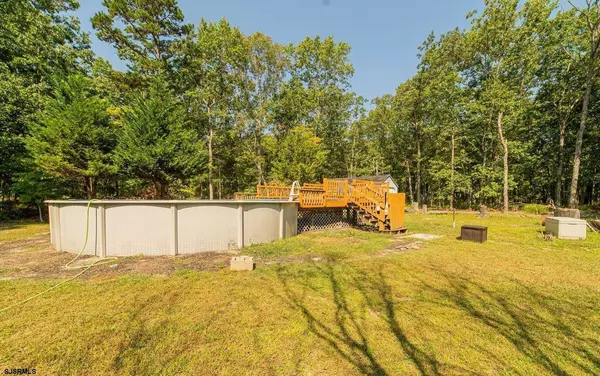 190 5th Ave, Estell Manor, NJ 08319