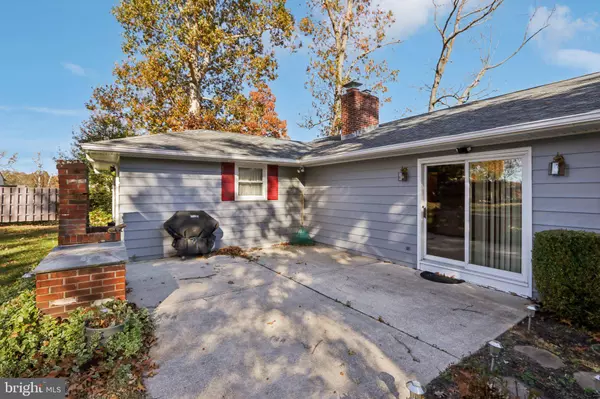 1562 MOSSWOOD DR, Vineland, NJ 08360