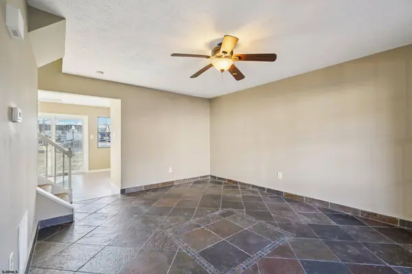 3411 Juniper Ct #3411, Mays Landing, NJ 08330