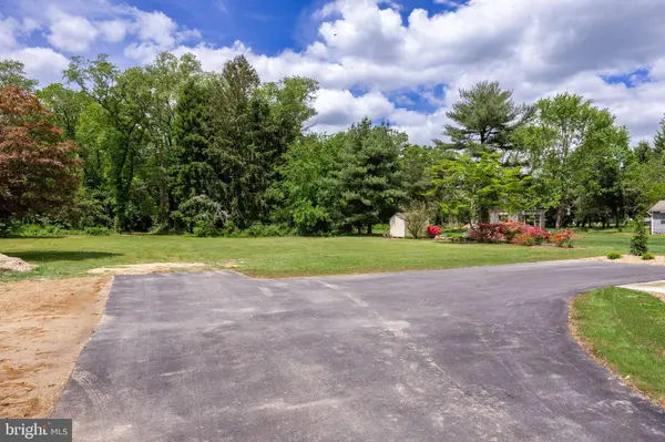 1842 S SPRING RD, Vineland, NJ 08361