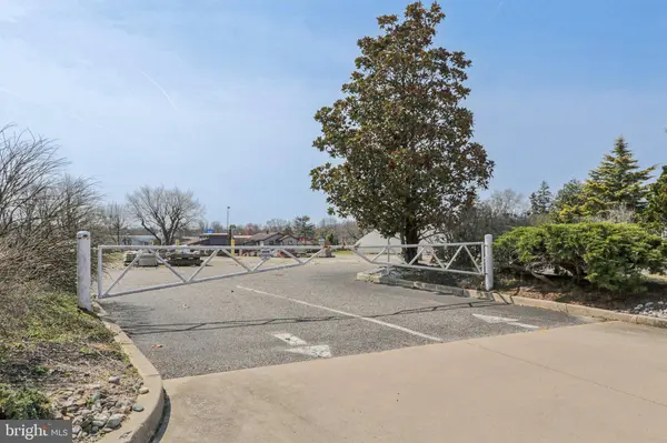 1363 S DELSEA DR, Vineland, NJ 08360