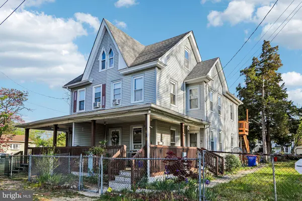 220 FULTON ST, Millville, NJ 08332