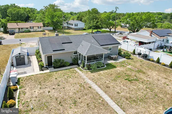 1035 SWENLIN DR, Vineland, NJ 08360