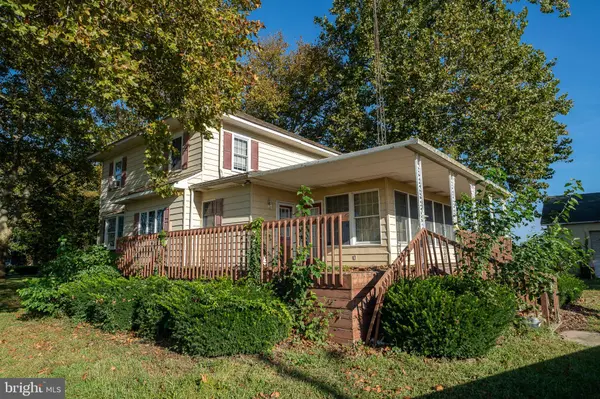 1479 CORNUCOPIA AVE, Vineland, NJ 08361