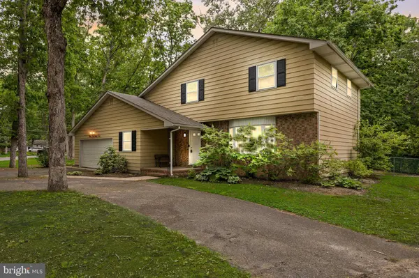 3264 SWAN DR, Vineland, NJ 08361