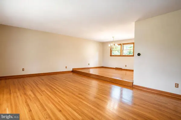 1771 SEQUOIA DR, Vineland, NJ 08361