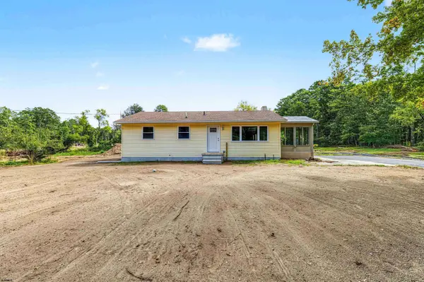 201 11th Ave, Mays Landing, NJ 08330