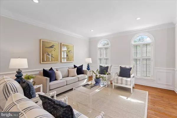 17 HUNTERS PATH, Skillman, NJ 08558