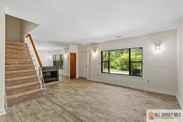 1383 Thomas AVE, North Brunswick, NJ 08902