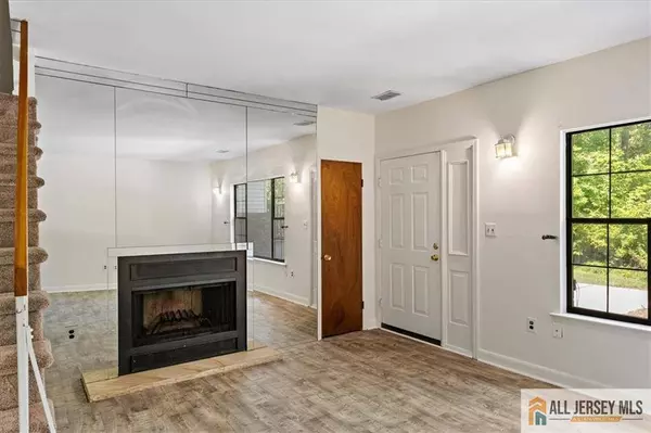 1383 Thomas AVE, North Brunswick, NJ 08902