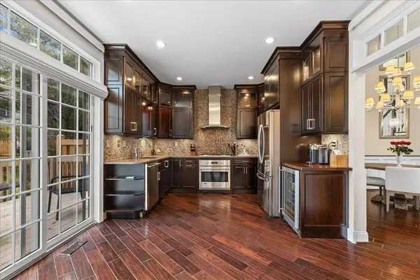 8 Hutchinson Dr, Princeton, NJ 08540-7364