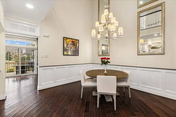 8 Hutchinson Dr, Princeton, NJ 08540-7364
