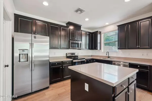 14870 W ENCANTO Boulevard #1133, Goodyear, AZ 85395