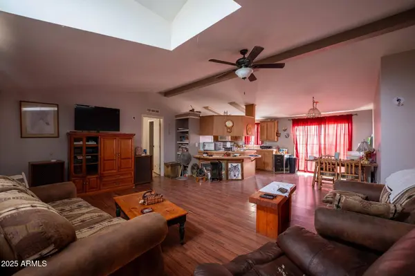 335 S PAGE SPRINGS Road, Cornville, AZ 86325