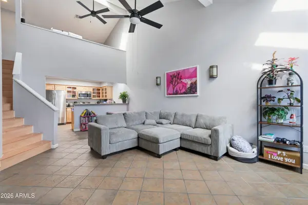 3302 E AIRE LIBRE Avenue #102, Phoenix, AZ 85032