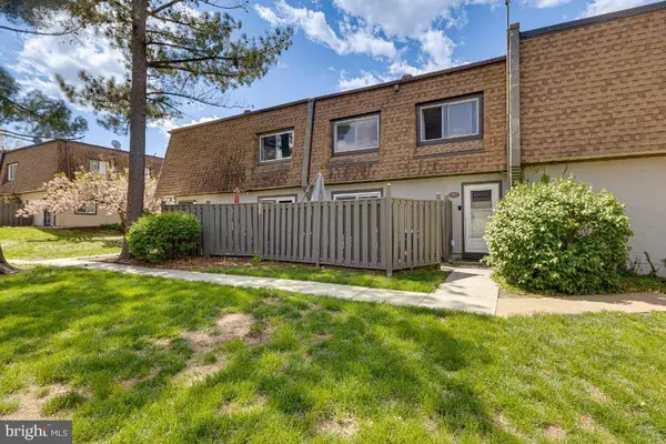 3801-D NEEDLES PL #D, Alexandria, VA 22309