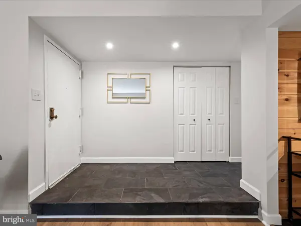 11813 BRETON CT #1A, Reston, VA 20191