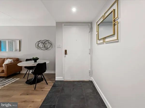 11813 BRETON CT #1A, Reston, VA 20191