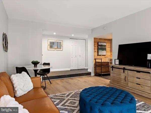 11813 BRETON CT #1A, Reston, VA 20191