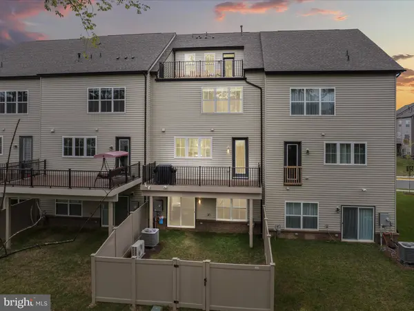 22976 COPPER TREE TER, Ashburn, VA 20148