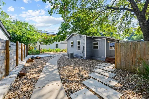 1700 Cullen Ave #B, Austin, TX 78757