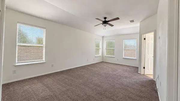 3819 Eagles Nest ST, Round Rock, TX 78665