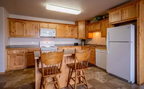 2850 Kent Ave, Cody, WY 82414