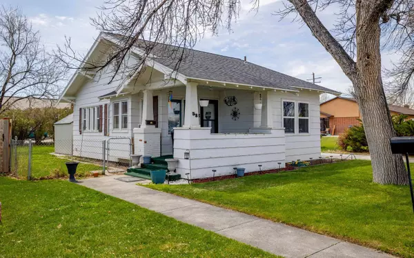 58 Park Ave, Lovell, WY 82431