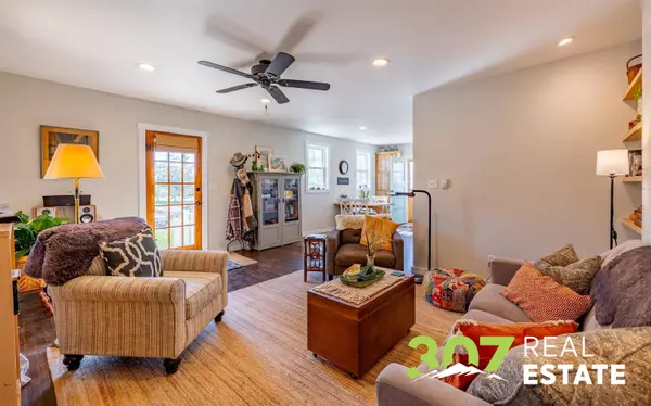 908 Lane 11, Powell, WY 82435