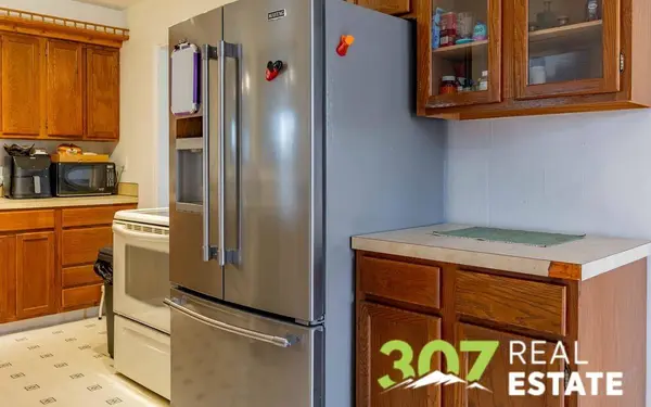 644 Avenue H, Powell, WY 82435