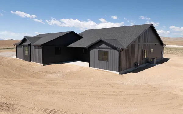 155 Road 20, Cody, WY 82414