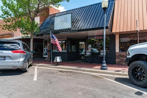 109 N Bent St, Powell, WY 82435