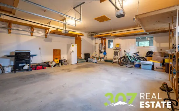 1225 Meadow Ln Ct, Cody, WY 82414