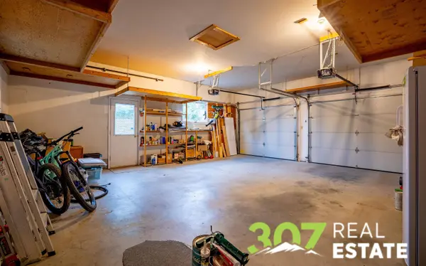 1225 Meadow Ln Ct, Cody, WY 82414