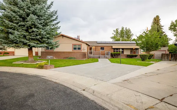 1225 Meadow Ln Ct