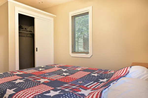 556 N Clark St, Powell, WY 82435