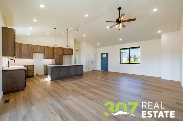 1010 Morning Glory Ln, Powell, WY 82435