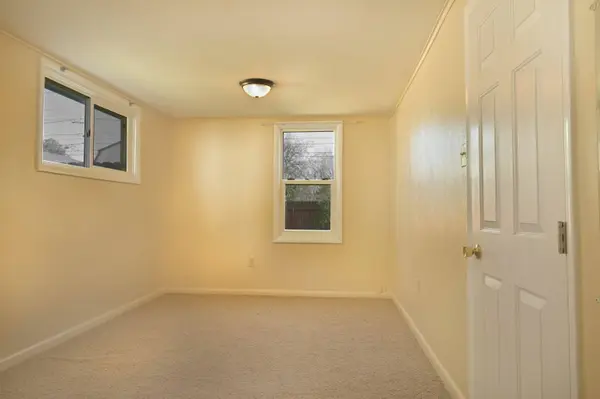 427 N Bernard St, Powell, WY 82435