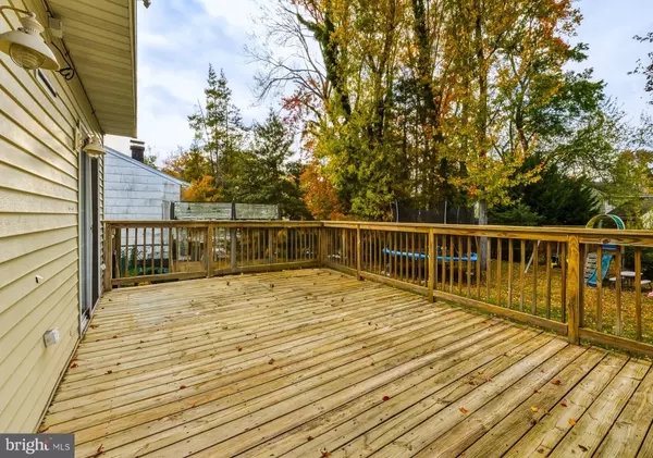 345 IVY DR, Woodbury Heights, NJ 08097