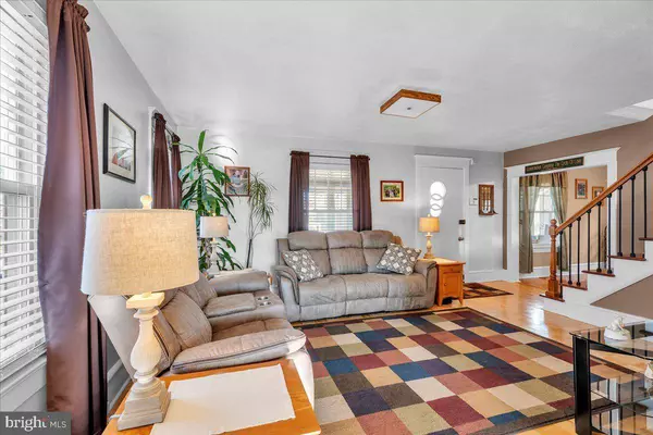 45 WATKINS AVE, Woodbury, NJ 08096