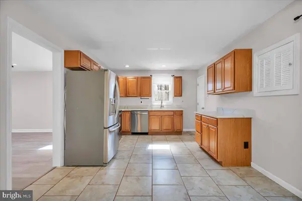 915 MARYLAND AVE, Deptford, NJ 08096